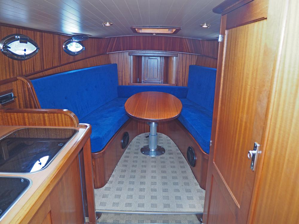 Fore ship, Accommodation